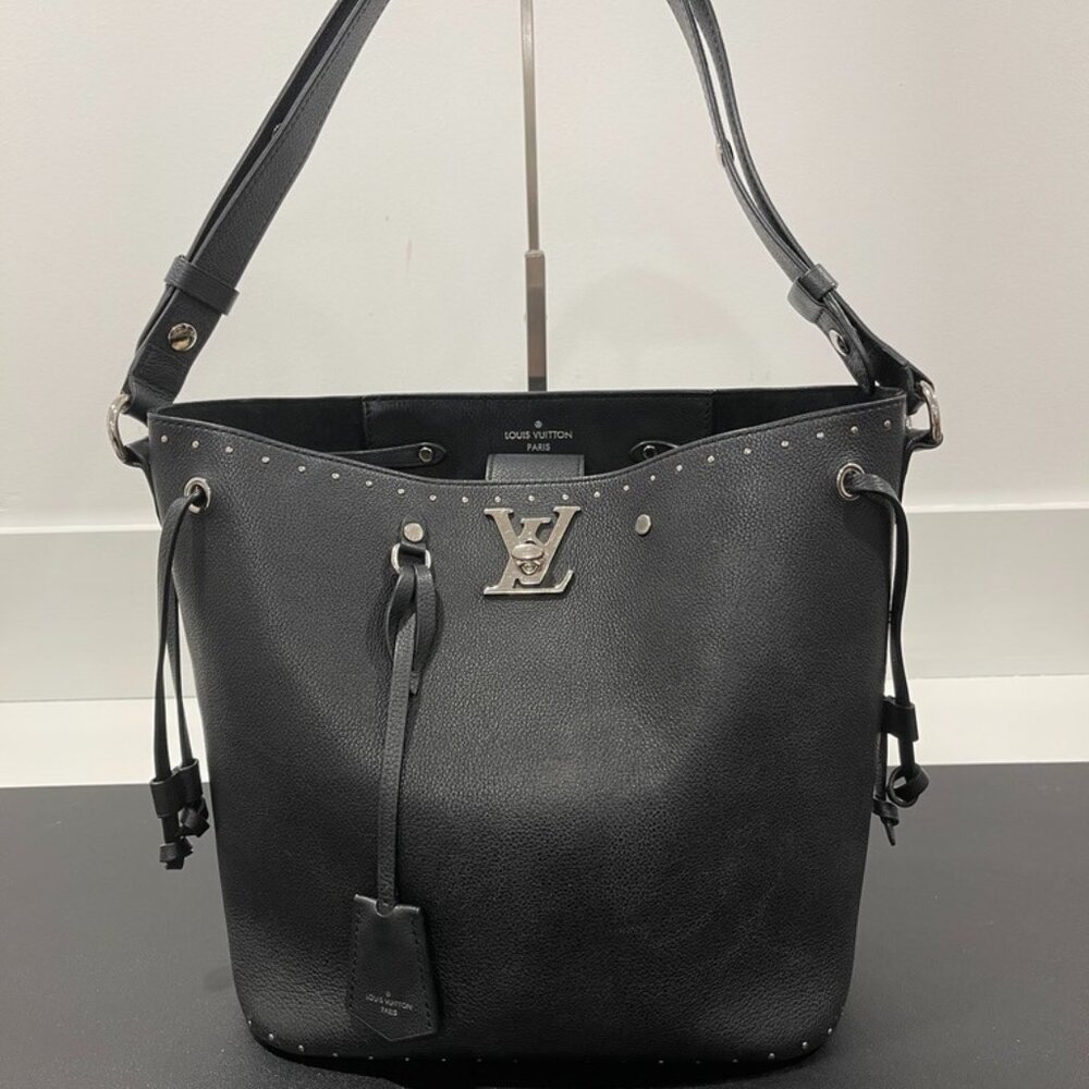 Louis Vuitton Calfskin Lockme Studs Bucket Bag Black (JB1030)